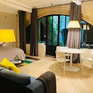 De L'atelier D'artiste Avignon
